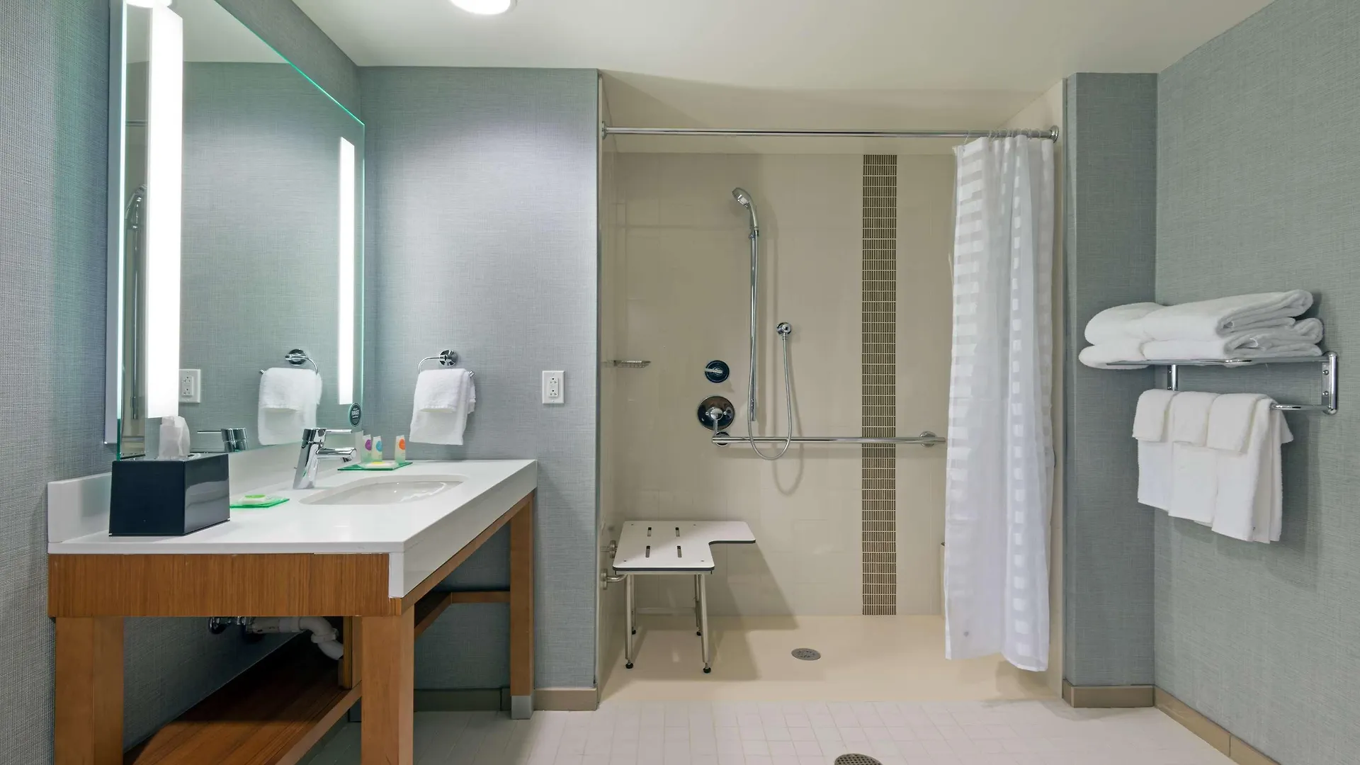 Hyatt Place Denver Downtown Hotel